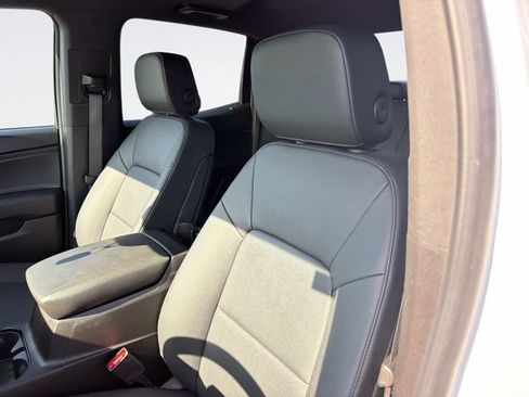 Used 2024 Chevrolet Colorado Trail Boss w/ Advanced Trailering Package AWD/4WD image 21
