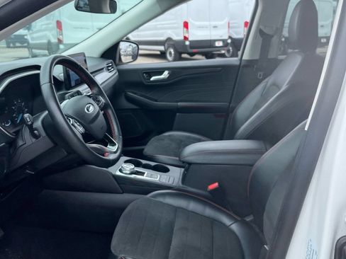 Used 2022 Ford Escape SEL w/ SEL Stealth AWD Package image 5