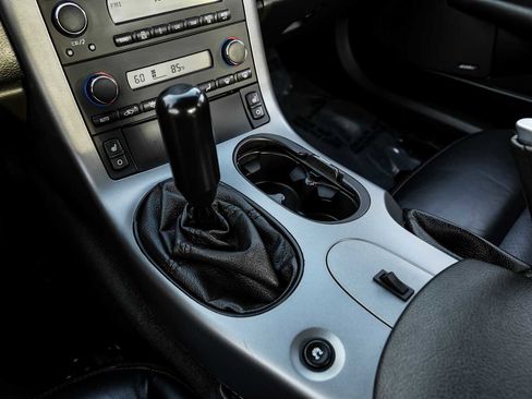 Used 2006 Chevrolet Corvette Z06 w/ Preferred Equipment Group image 23