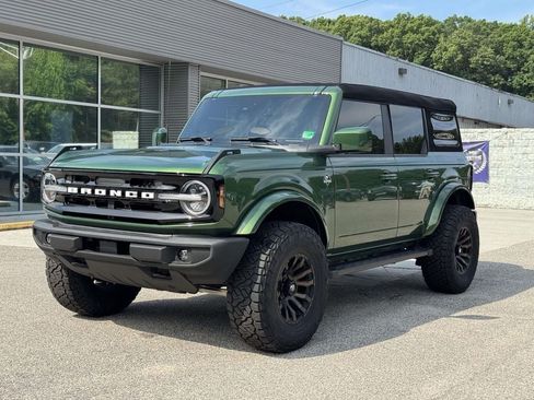 Used 2023 Ford Bronco Outer Banks AWD/4WD image 24