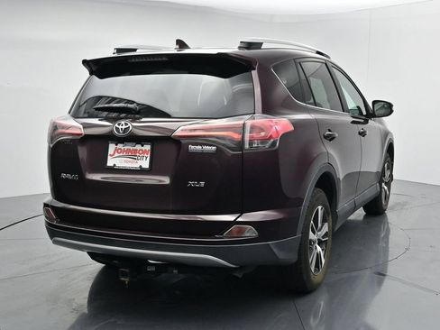 Used 2016 Toyota RAV4 XLE FWD image 6
