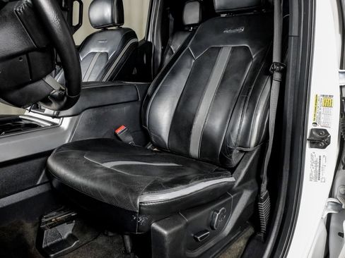 Used 2018 Ford F250 Platinum w/ Platinum Ultimate Package AWD/4WD image 30