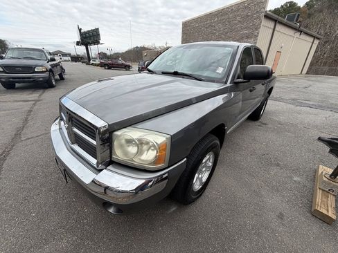 Used 2005 Dodge Dakota Laramie w/ Trailer Tow Group image 1