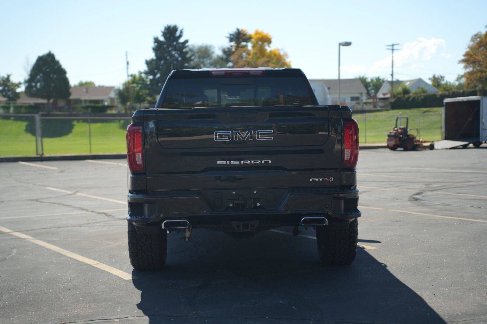 Used 2026 GMC Sierra 1500 AT4 w/ AT4 Premium Package AWD/4WD image 4