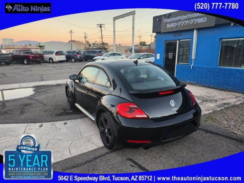 Used 2013 Volkswagen Beetle 2.0T image 5