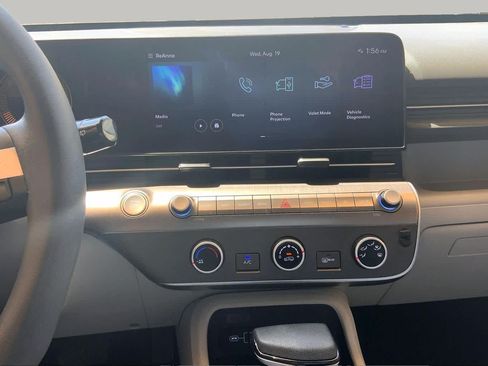 Certified 2025 Hyundai Kona SE FWD image 7