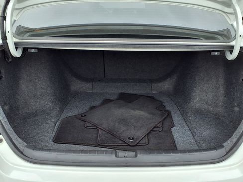 Used 2019 Honda Accord Sport image 19