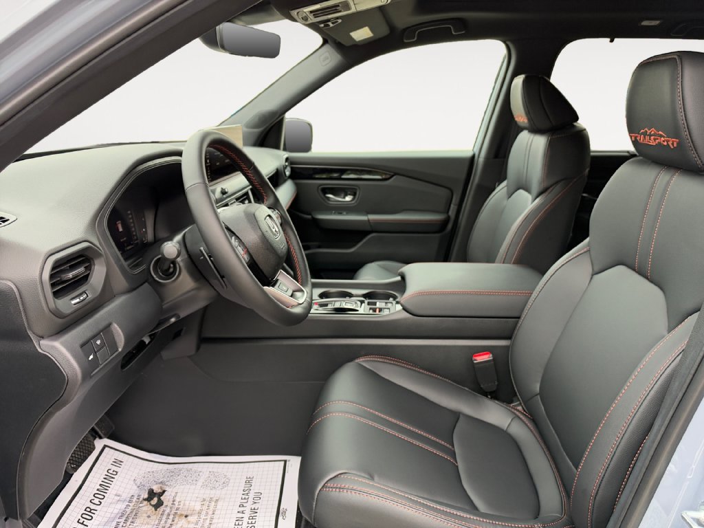 New 2026 Honda Pilot TrailSport image 9