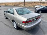 Used 1998 Toyota Camry LE image 4