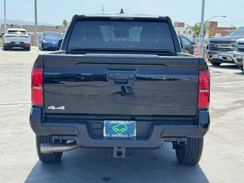 Used 2026 Toyota Tacoma SR5 AWD/4WD image 3