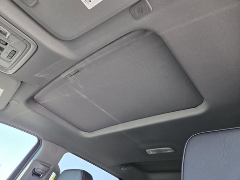 New 2025 GMC Sierra 2500 Denali w/ Denali Reserve Package image 7