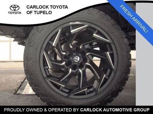 Used 2023 Toyota Tacoma TRD Sport image 6