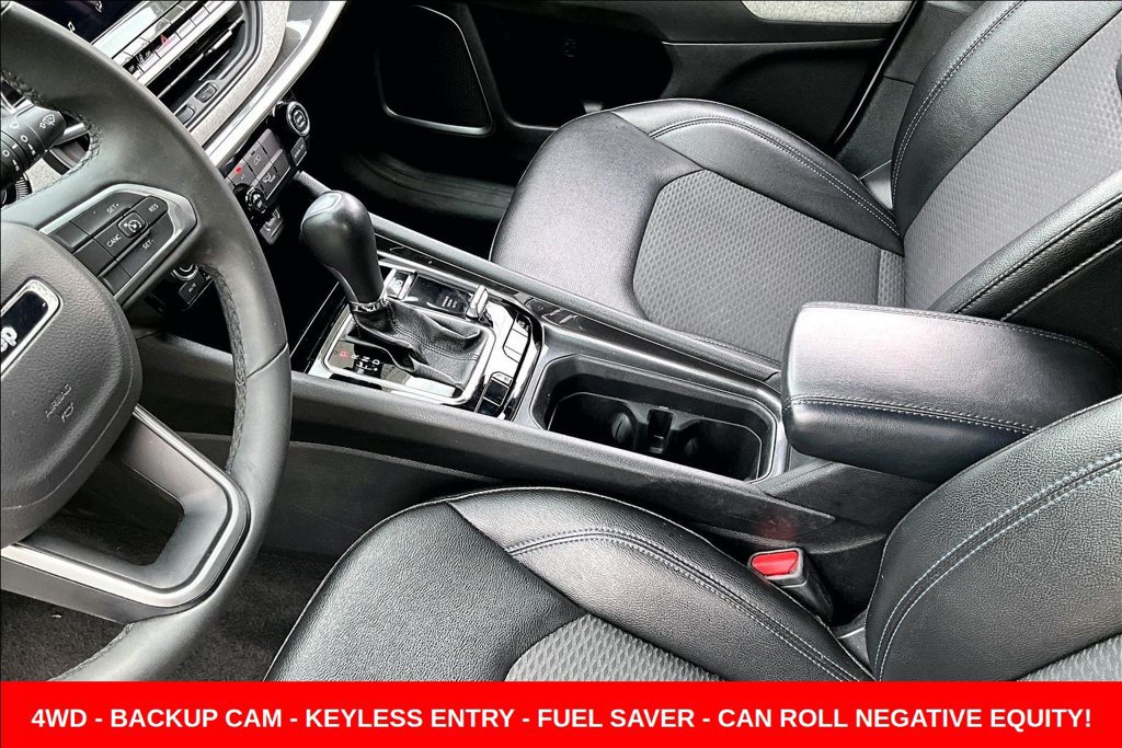Used 2024 Jeep Compass Latitude AWD/4WD image 18