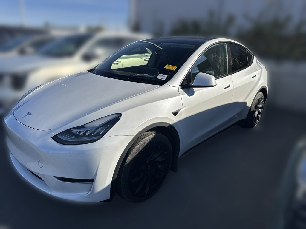 Used 2023 Tesla Model Y Long Range AWD/4WD image 4