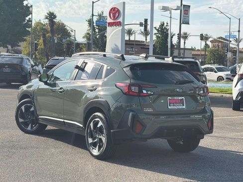 Used 2024 Subaru Crosstrek 2.5i Limited w/ Crosstrek Mirror Package AWD/4WD image 5