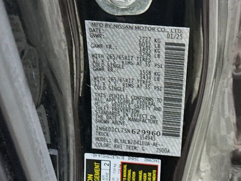 Certified 2025 Nissan Frontier SV RWD image 33