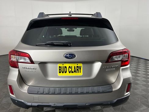 Used 2017 Subaru Outback 2.5i Limited image 7