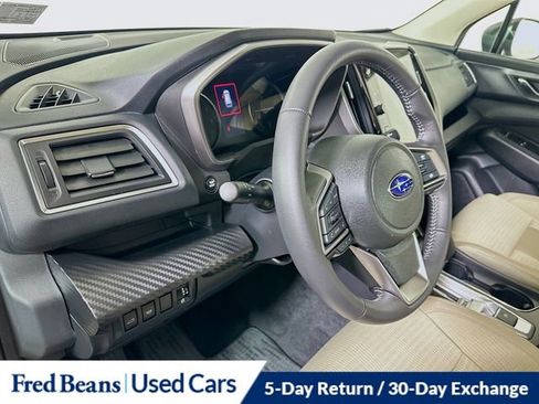 Used 2025 Subaru Ascent Premium image 11