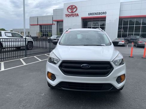 Used 2019 Ford Escape S FWD image 3