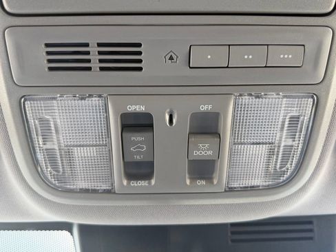 Used 2022 Honda CR-V Touring image 28