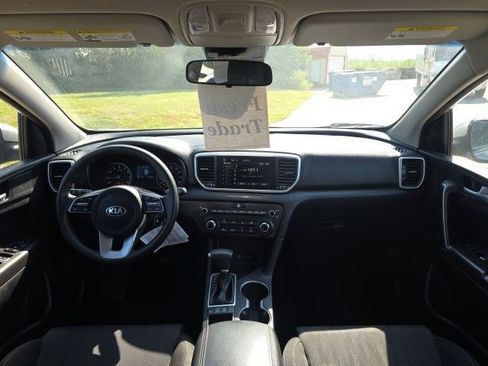 Used 2020 Kia Sportage LX AWD/4WD image 14