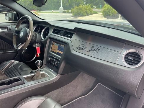 Used 2012 Ford Mustang Shelby GT500 w/ SVT Performance Pkg RWD image 28