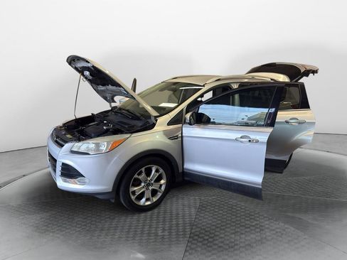 Used 2014 Ford Escape Titanium FWD image 11