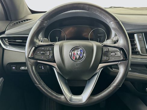 Used 2024 Buick Enclave Premium image 18