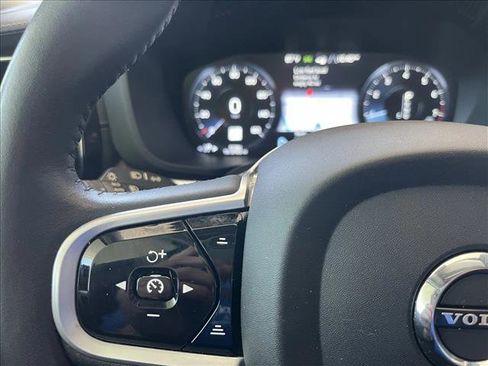 Used 2019 Volvo XC60 T6 Inscription w/ Protection Package Premier AWD/4WD image 16