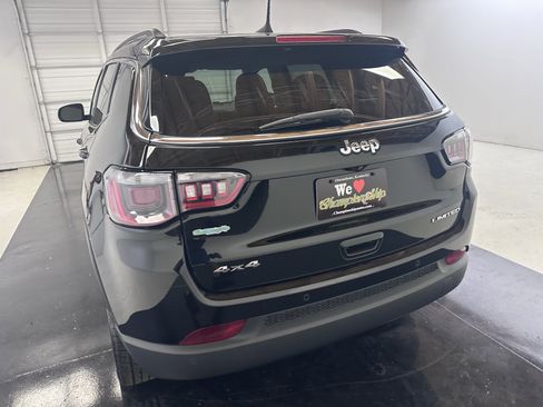 Used 2021 Jeep Compass Limited image 12