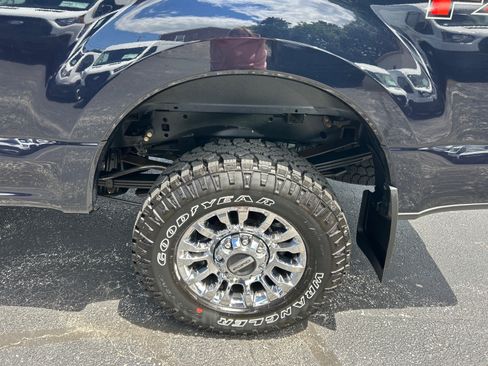 Used 2022 Ford F350 XLT w/ XLT Premium Package AWD/4WD image 31