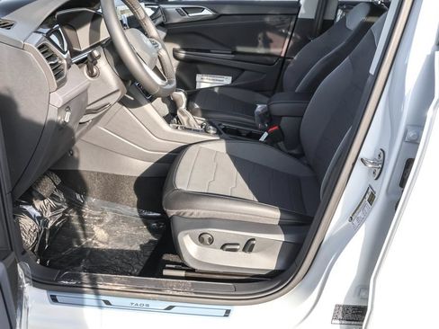 New 2026 Volkswagen Taos SE AWD/4WD image 22