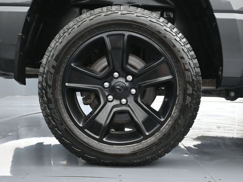 Used 2023 RAM 1500 Big Horn AWD/4WD image 18