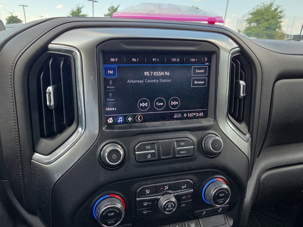 Used 2021 Chevrolet Silverado 1500 LT AWD/4WD image 19