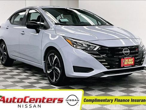 New 2025 Nissan Versa SR w/ Trunk Package FWD image 1