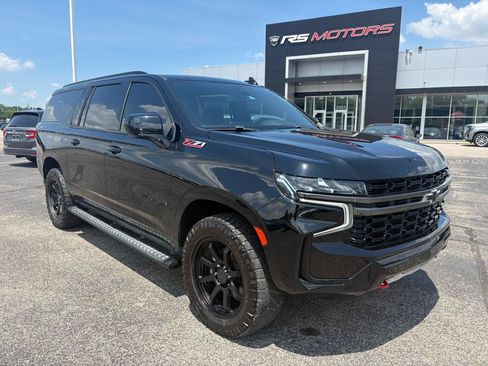Used 2021 Chevrolet Suburban Z71 AWD/4WD image 2