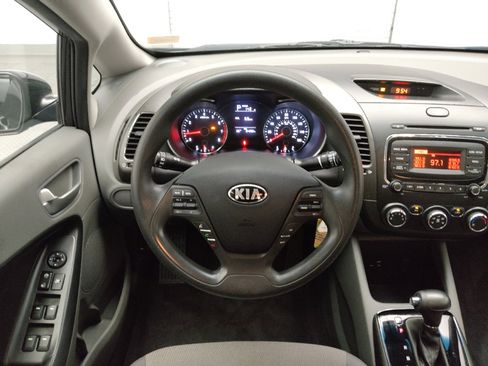 Used 2018 Kia Forte LX FWD image 22