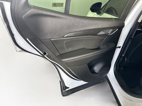 Used 2021 Buick Envision Preferred image 26