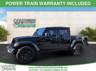 Used 2023 Jeep Gladiator Sport w/ Trailer Tow Package AWD/4WD video 1