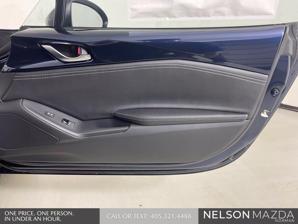 New 2026 MAZDA MX-5 Miata Club w/ Interior Package RWD image 13