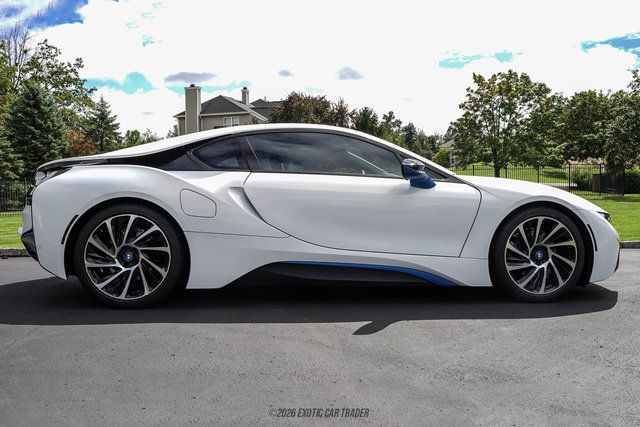 Used 2015 BMW i8 AWD/4WD image 9