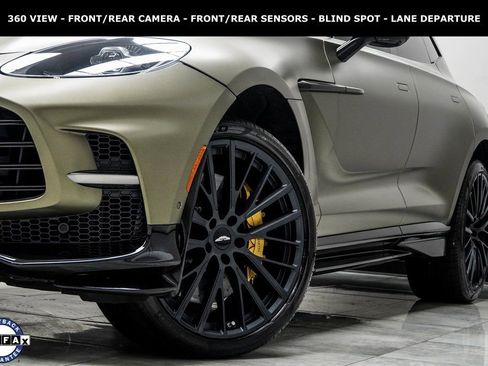 Used 2023 Aston Martin DBX 707 image 2