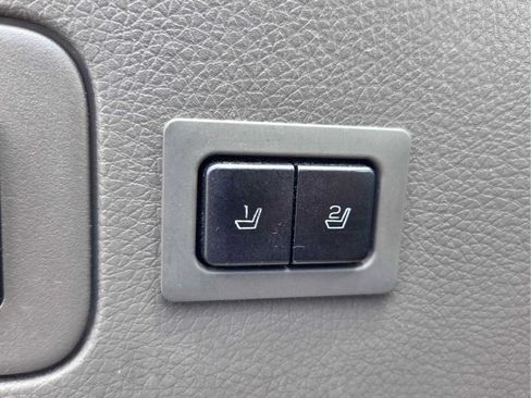 Used 2010 Ford Edge Limited FWD image 31