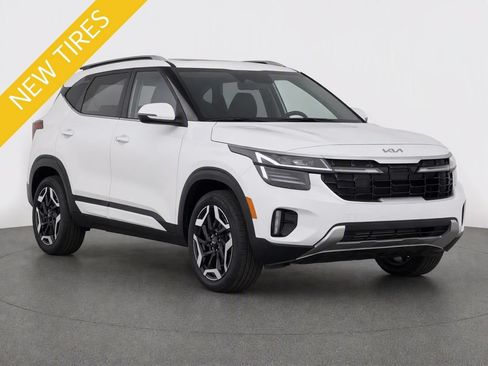 Used 2024 Kia Seltos SX w/ SX Sunroof Package AWD/4WD image 2