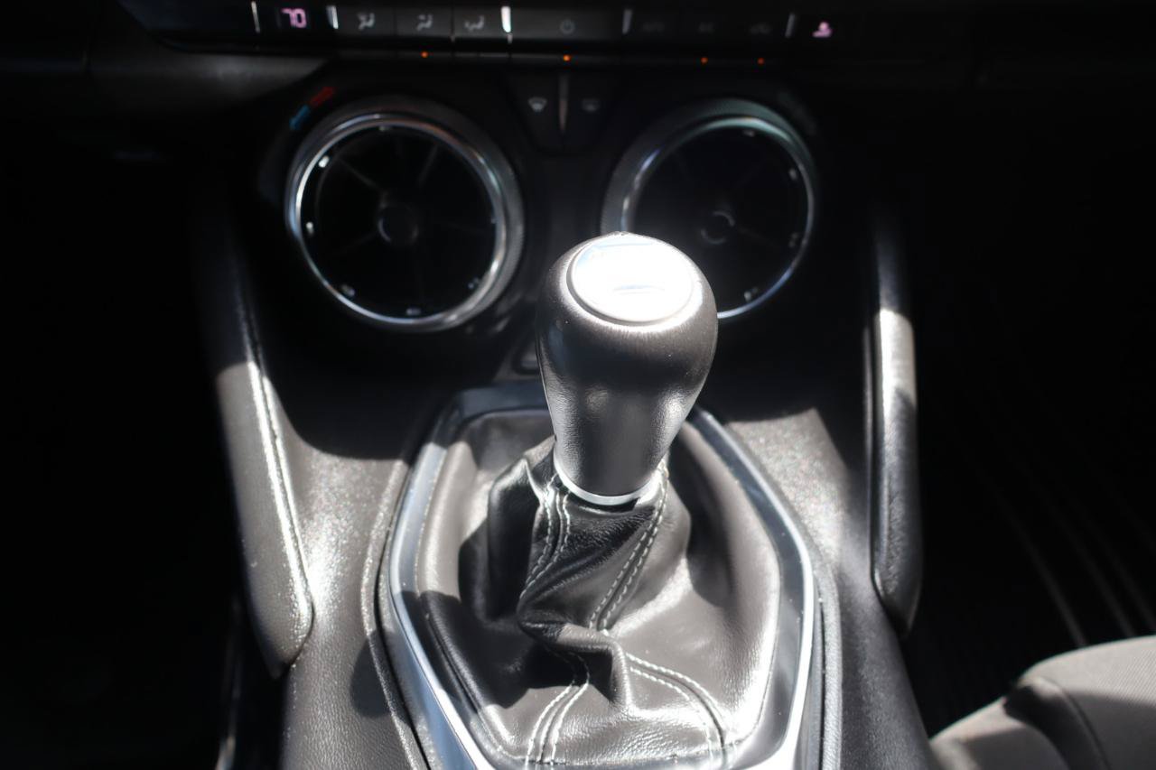 Used 2020 Chevrolet Camaro LT w/ RS Package RWD image 24