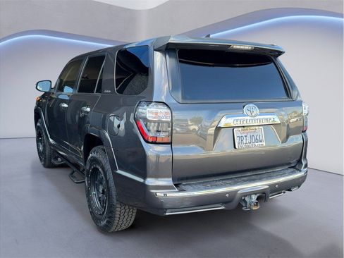 Used 2016 Toyota 4Runner Limited image 4