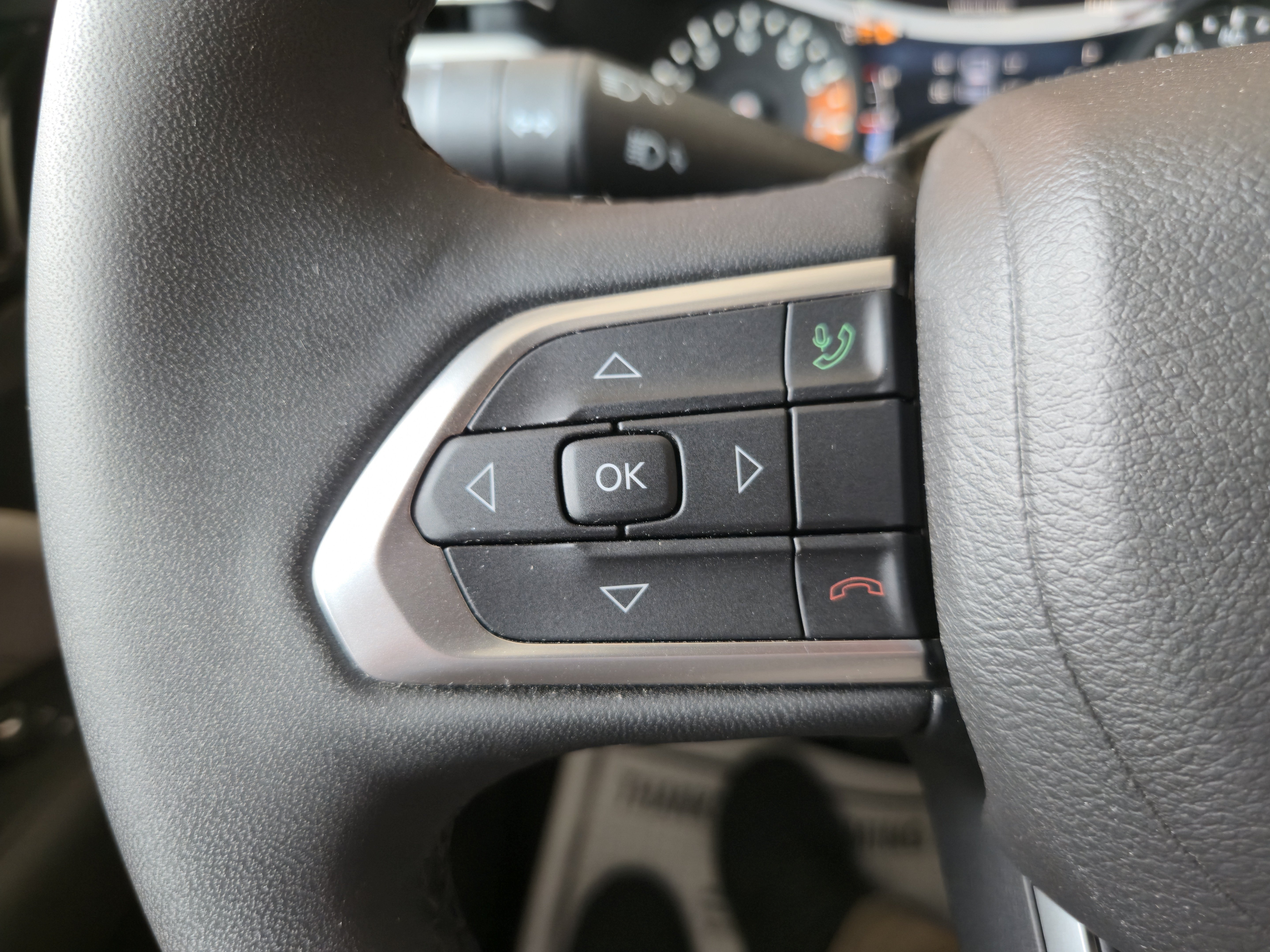 Used 2023 Jeep Compass Limited AWD/4WD image 14
