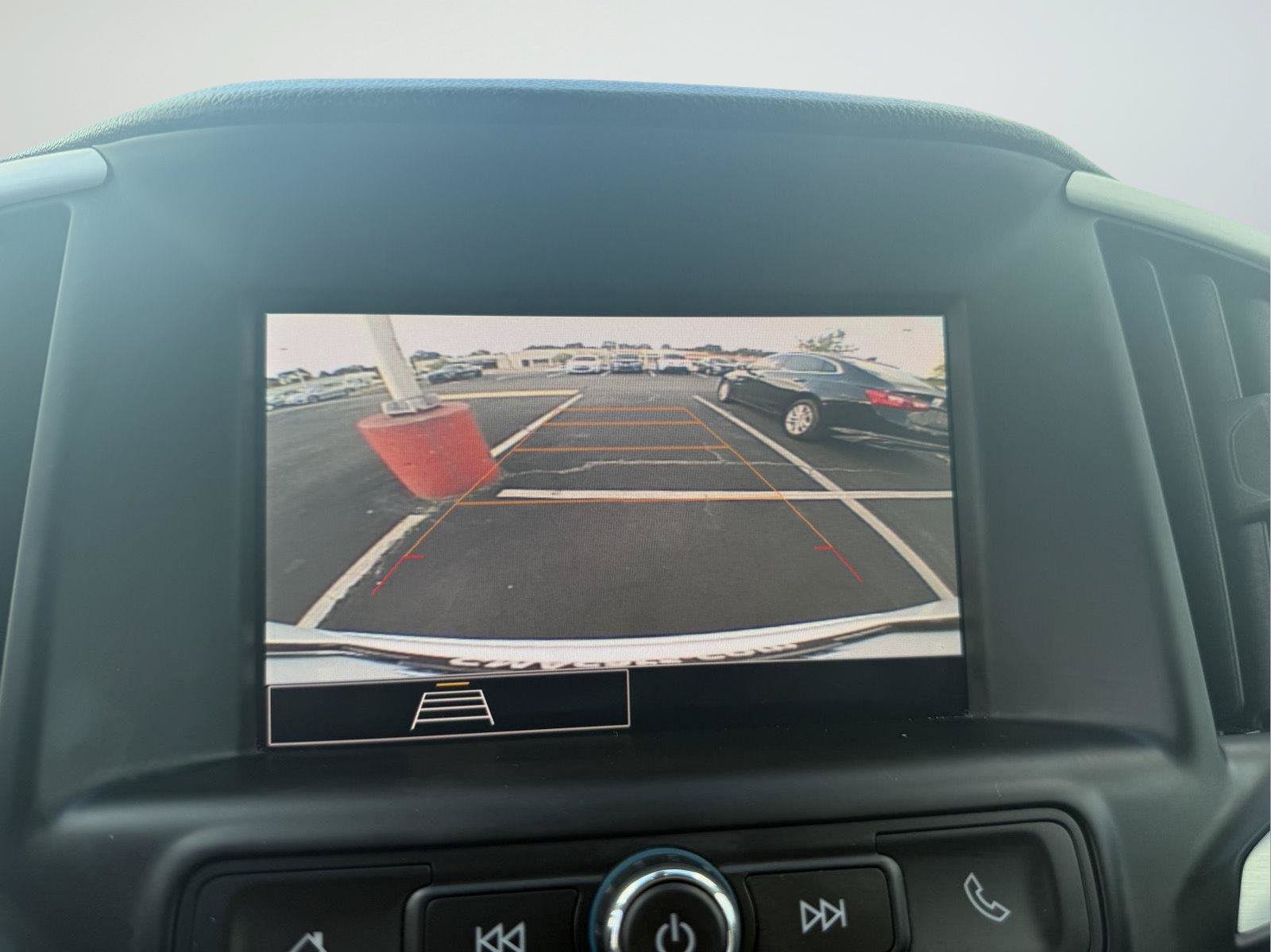 Used 2024 GMC Terrain SLE AWD/4WD image 28
