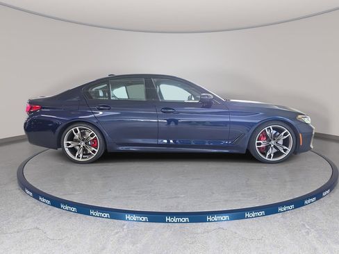 Used 2021 BMW M550i xDrive w/ Executive Package image 4