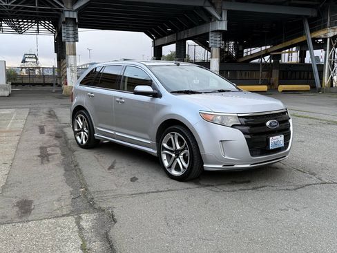 Used 2011 Ford Edge Sport w/ Driver Entry Pkg AWD/4WD image 15